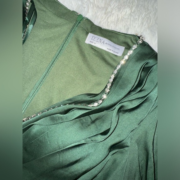 NEW MAC DUGGAL Rhinestone Trim Puff Sleeve Gathered Green Gown Sz 10 - Picture 6 of 7
